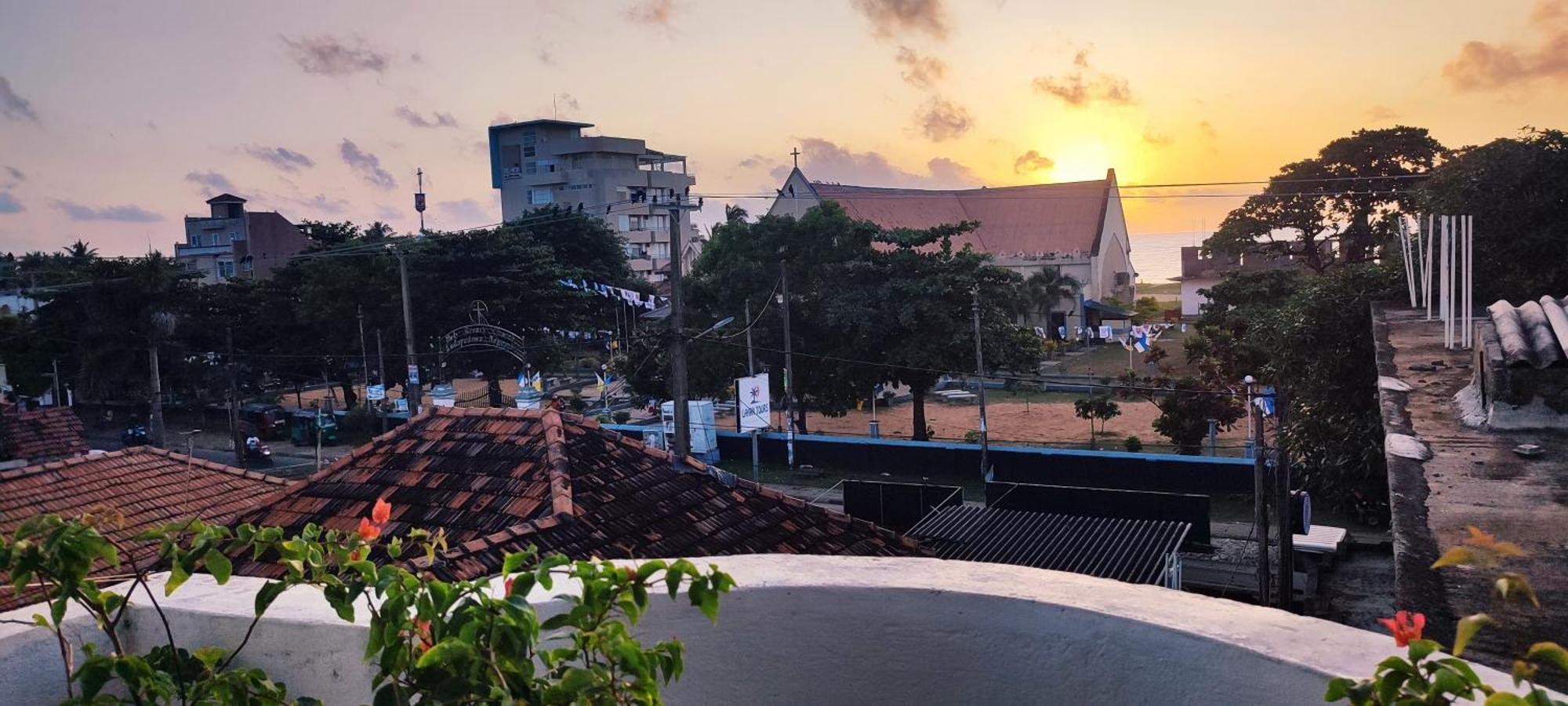 Bhashiz Villa Negombo Exterior foto
