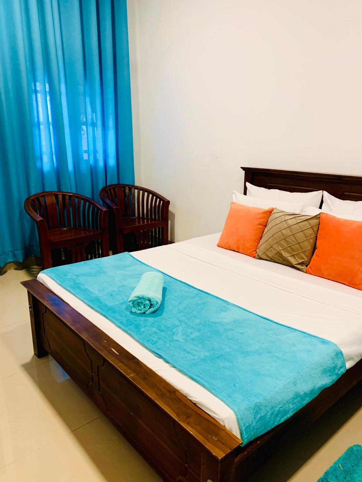 Bhashiz Villa Negombo Exterior foto